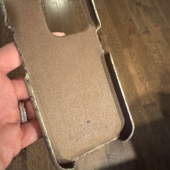 iPhone 15 Pro Gucci Ophidia Case - Picture 7 of 10